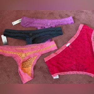 New Kensie bra and panty bundle